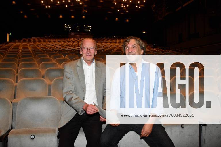 Dr. Hans -Georg Kueppers Kulturrefent Muenchen Christian Stueckl VolkstheaterIntendant Muenchen 18.07.18 Volkstheater Vertragsverlaengerung bis 2025 Von Intendant Christian Stueckl Stueckl