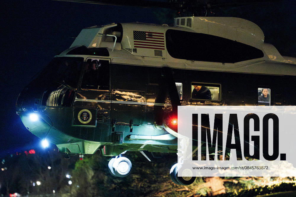 Donald Trump Returns to White House United States President Donald J Trump looks out at Marine One as he arrives at the White House in Washington, DC, USA, on Tuesday, January 20, 2026. Credit: Aaron Schwartz Pool via CNP Washington District of Columbia United States