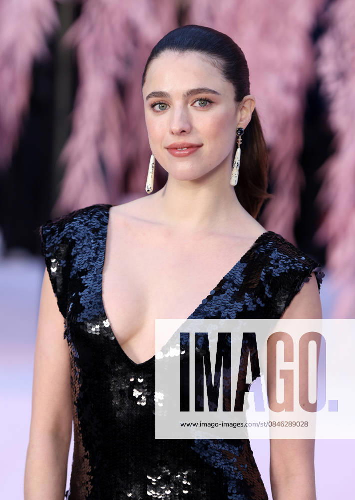 Chanel - Photocall - Paris Fashion Week - Haute Couture Week Spring Summer 2026 Margaret Qualley attends the Chanel Haute Couture Week Spring Summer 2026 show as part of Paris Fashion Week on January 27, 2026 in Paris, France.