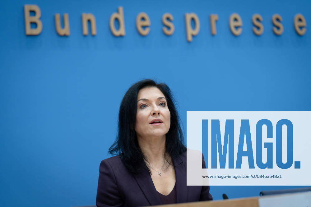 Bundespressekonferenz, Vorstellung, Jahreswirtschaftsbericht Bundespressekonferenz, Vorstellung, Jahreswirtschaftsbericht, 2026, Bundesregierung, Bundesministerin für Wirtschaft und Energie, Katherina Reiche Berlin Berlin GER