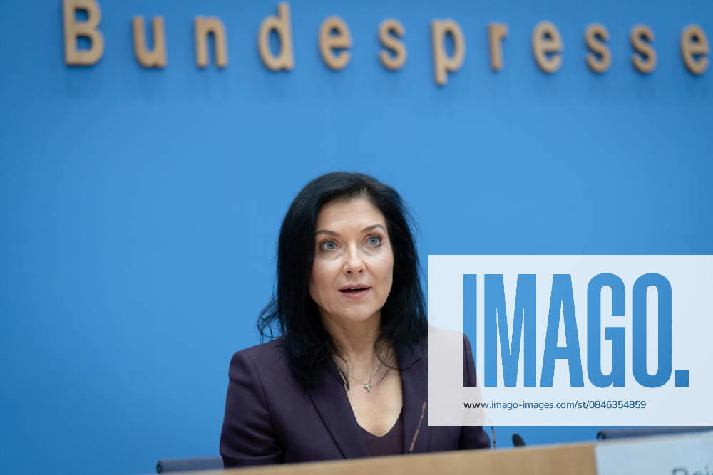 Bundespressekonferenz, Vorstellung, Jahreswirtschaftsbericht Bundespressekonferenz, Vorstellung, Jahreswirtschaftsbericht, 2026, Bundesregierung, Bundesministerin für Wirtschaft und Energie, Katherina Reiche Berlin Berlin GER