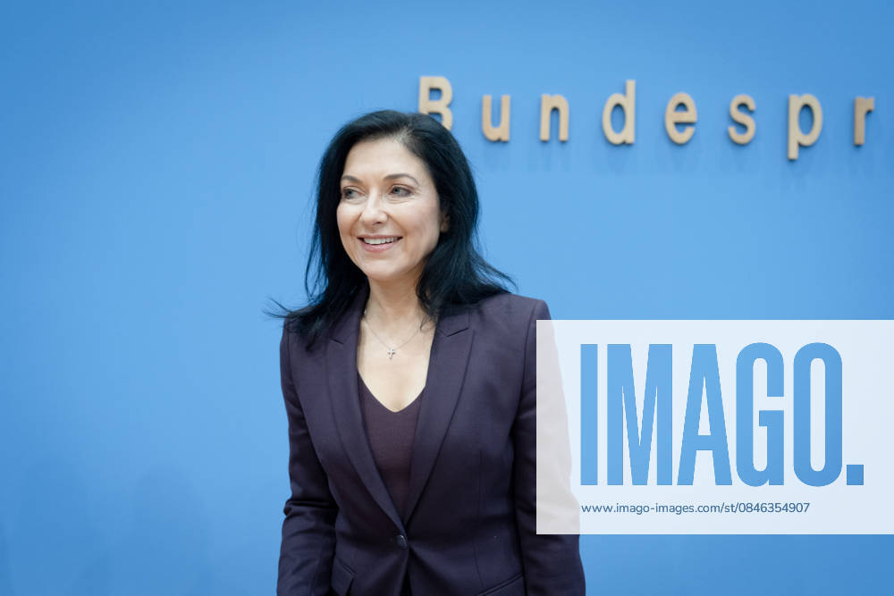 Bundespressekonferenz, Vorstellung, Jahreswirtschaftsbericht Bundespressekonferenz, Vorstellung, Jahreswirtschaftsbericht, 2026, Bundesregierung, Bundesministerin für Wirtschaft und Energie, Katherina Reiche Berlin Berlin GER