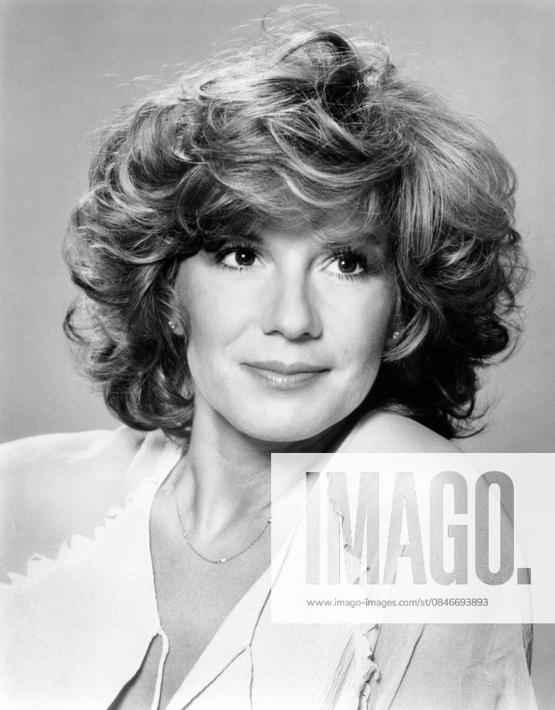 Vikki Carr, 1980 s, I.V.