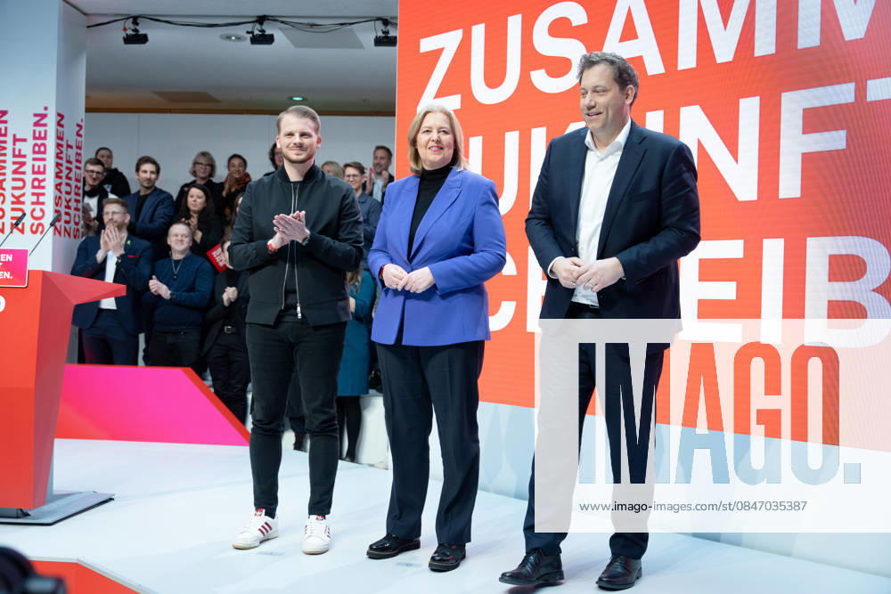 SPD, Willy-Brandt-Haus, Berlin, Jahresauftaktklausur SPD, Willy-Brandt-Haus, Berlin, Jahresauftaktklausur, Parteivorstand, Zusammen Zukunft Schreiben SPD, Vorsitzende, Bärbel Bas, Lars Klingbeil, Generalsekretär, Tim Klüssendorf, Bundesjustizministerin, Stefanie Hubig, Bärbel Bas Berlin Berlin GER