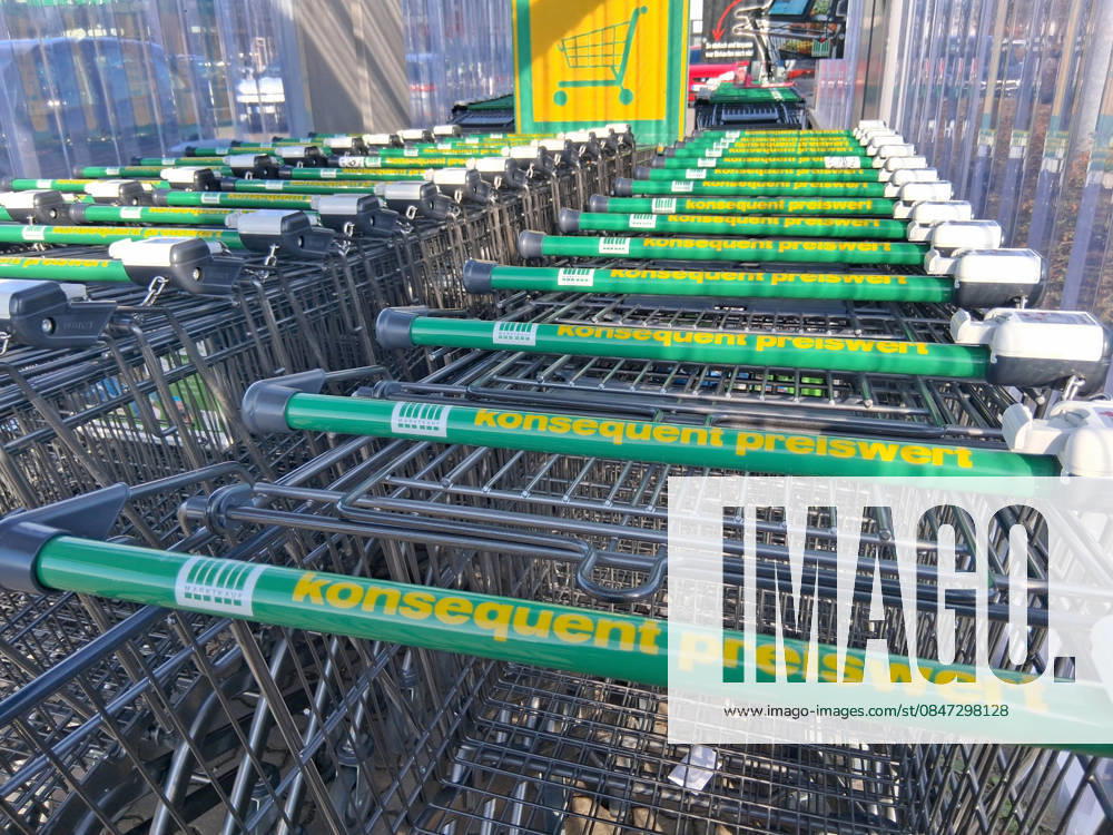 Marktkauf - Einkauf zu Zeiten von Inflation. Marktkauf - Einkauf in einem Supermarkt oder Discounter