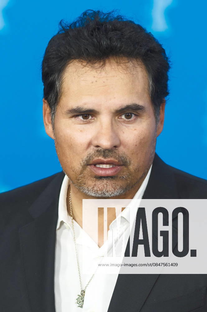 Michael Pena beim Photocall zum Kinofilm Good Luck, Have Fun, Don t Die auf der Berlinale 2026 76. Internationale Filmfestspiele Berlin im Hotel Grand Hyatt. Berlin