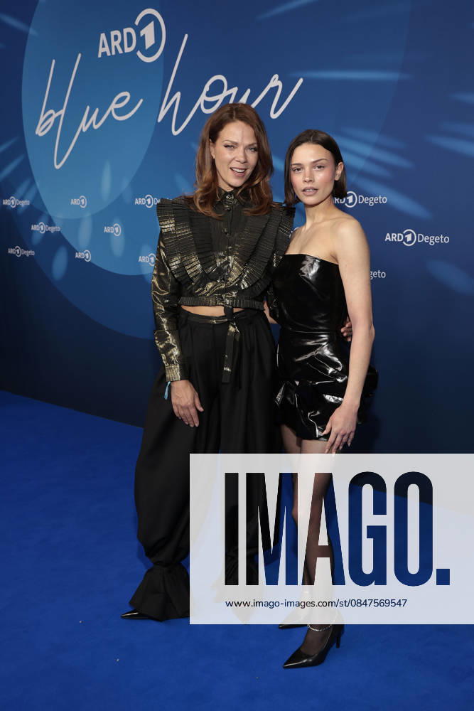 Jessica Schwarz und Harriet Herbig-Matten bei der ARD Blue Hour im Rahmen der 76. Berlinale am 13.02.2026 in Berlin ARD Blue Hour in Berlin
