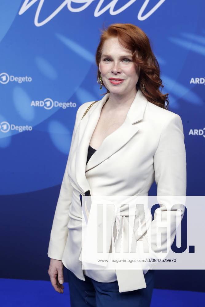 Henny Reents, bei der ARD BLUE HOUR 2026, Party zur 76. Internationalen Filmfestspiele Berlin, Berlinale, im Telegraphenamt in Berlin, Roter Teppich,