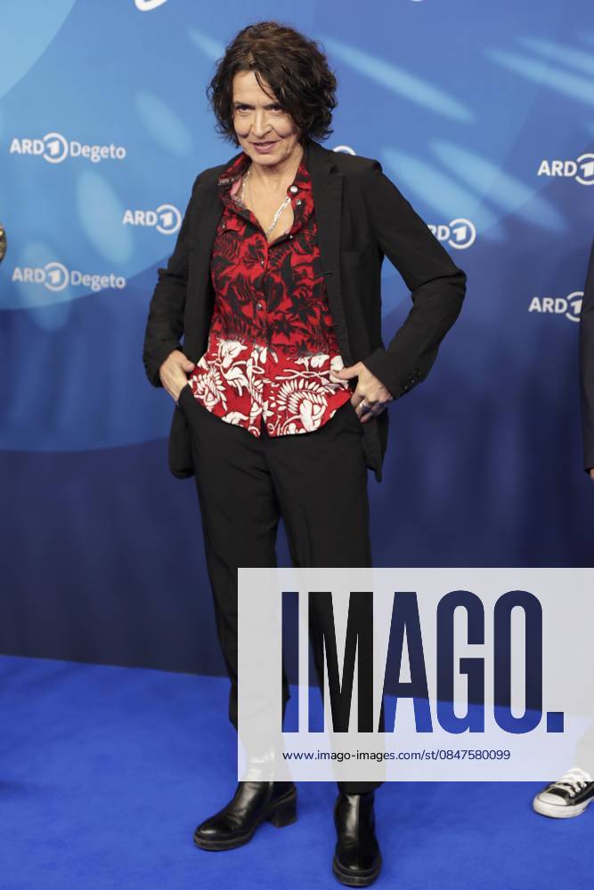 Ulrike Folkerts, bei der ARD BLUE HOUR 2026, Party zur 76. Internationalen Filmfestspiele Berlin, Berlinale, im Telegraphenamt in Berlin, Roter Teppich,
