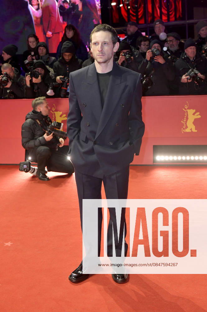 Jamie Bell bei der Premiere des Kinofilms Rosebush Pruning auf der Berlinale 2026 76. Internationale Filmfestspiele Berlin im Berlinale Palast. Berlin