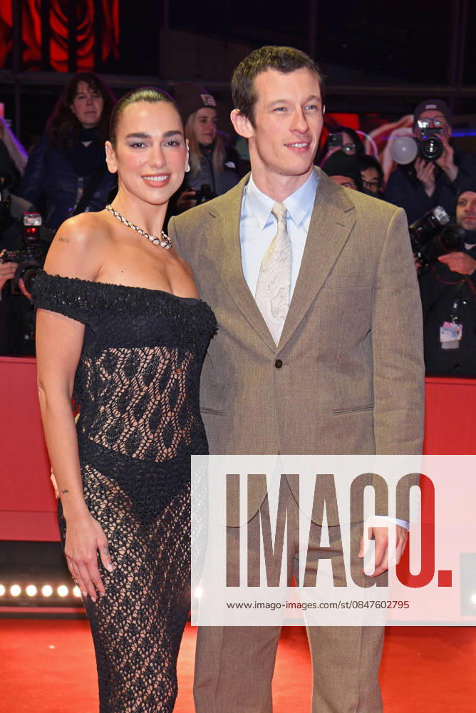 Dua Lipa mit Freund Callum Turner bei der Premiere ROSEBUSH PRUNING im Rahmen 76. BERLINALE (International Berlin Film Festival) im Berlinale Palast am Potsdamer Platz in Berlin am 14.02.2026