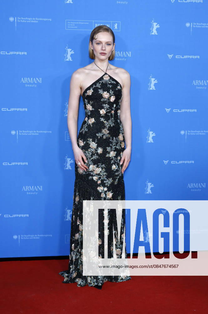 Emma Laird bei der Premiere der BBC-Serie Mint auf der Berlinale 2026 76. Internationale Filmfestspiele Berlin im Zoo Palast. Berlin