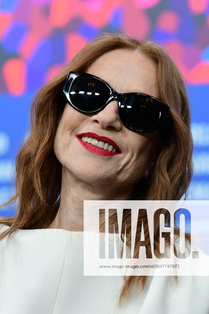 Isabelle Huppert at the press conference for The Blood Countess during the 76th Berlinale International Film Festival Berlin 2026 , February 16, 2026 Romain Doucelin Bestimage Press conference at the Die Blutgräfin The Blood Countess during the 76th Berlinale International Film Festival Berlin at Grand Hyatt Hotel on February 16, 2026 in Berlin, Germany Berlin Allemagne