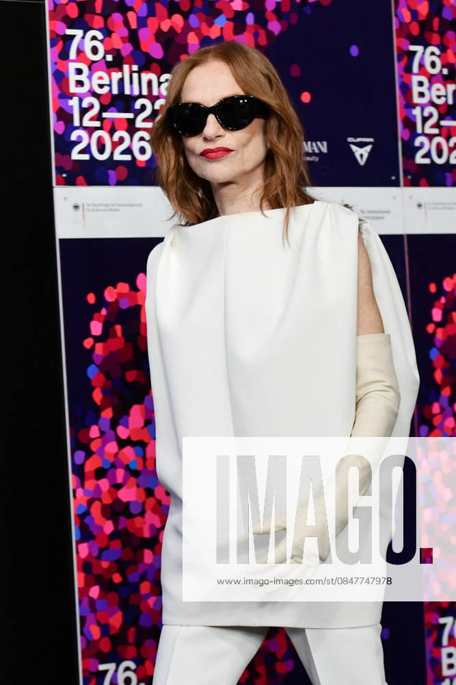Isabelle Huppert at the press conference for The Blood Countess during the 76th Berlinale International Film Festival Berlin 2026 , February 16, 2026 Romain Doucelin Bestimage Press conference at the Die Blutgräfin The Blood Countess during the 76th Berlinale International Film Festival Berlin at Grand Hyatt Hotel on February 16, 2026 in Berlin, Germany Berlin Allemagne