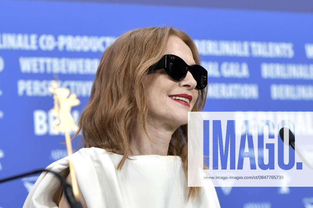Isabelle Huppert bei der Pressekonferenz zum Kinofilm Die Blutgräfin The Blood Countess auf der Berlinale 2026 76. Internationale Filmfestspiele Berlin im Hotel Grand Hyatt. Berlin