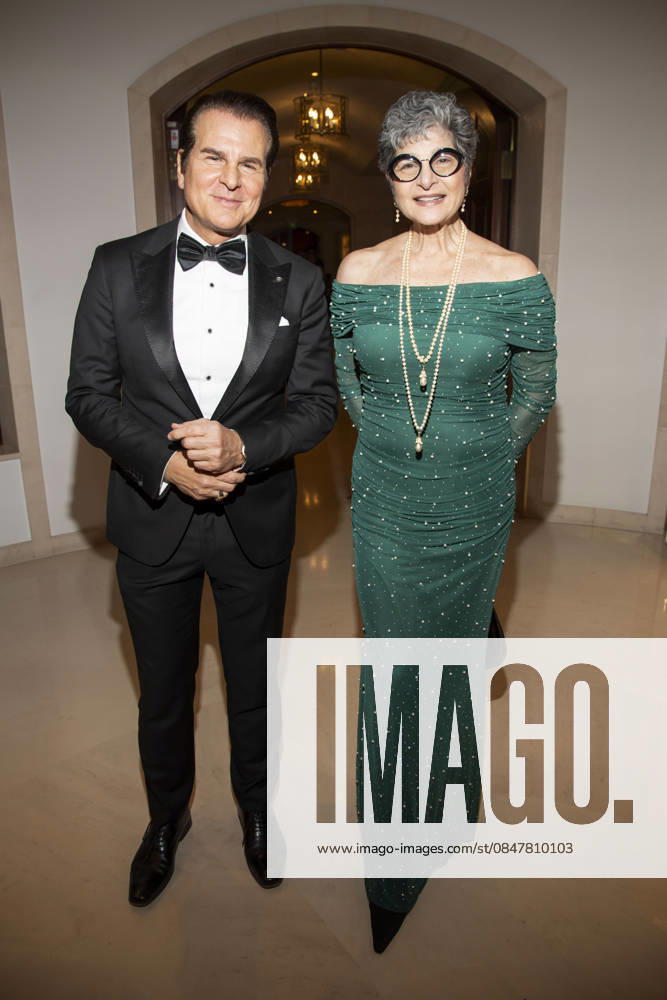 Vincent De Paul mit Frau zu Gast bei der Cinema For Peace Gala 2026 im Hotel Adlon Kempinski am 16.02.2026 in Berlin Berlin Deutschland