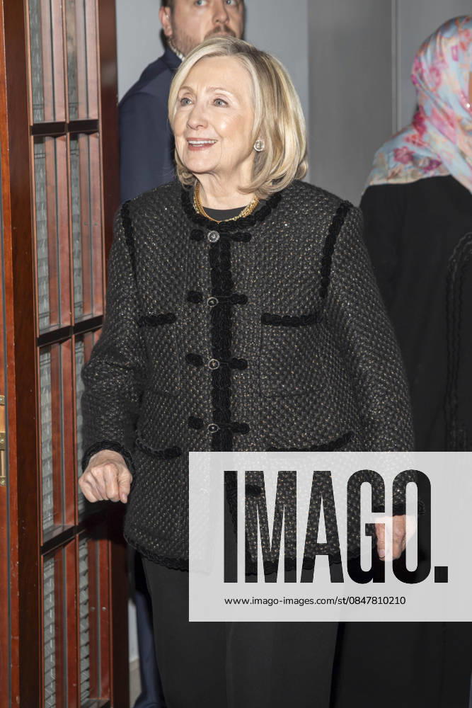Hillary Diane Rodham Clinton US-amerikanische Politikerin der Demokratischen Partei Autorin zu Gast bei der Cinema For Peace Gala 2026 im Hotel Adlon Kempinski am 16.02.2026 in Berlin Berlin Deutschland