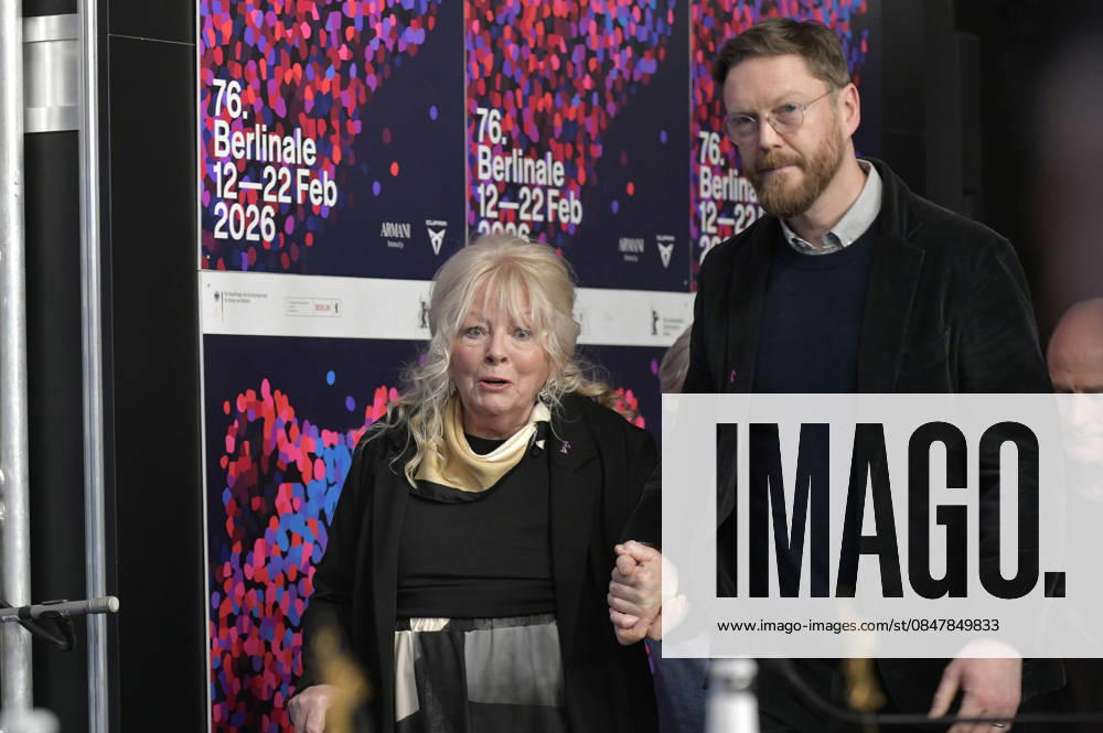 Anna Calder-Marshall und Tristan Goligher bei der Pressekonferenz zum Kinofilm Queen at Sea auf der Berlinale 2026 76. Internationale Filmfestspiele Berlin im Hotel Grand Hyatt. Berlin