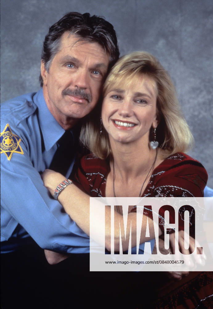 Picket Fences Tom Skerritt, Kathy Baker 1993