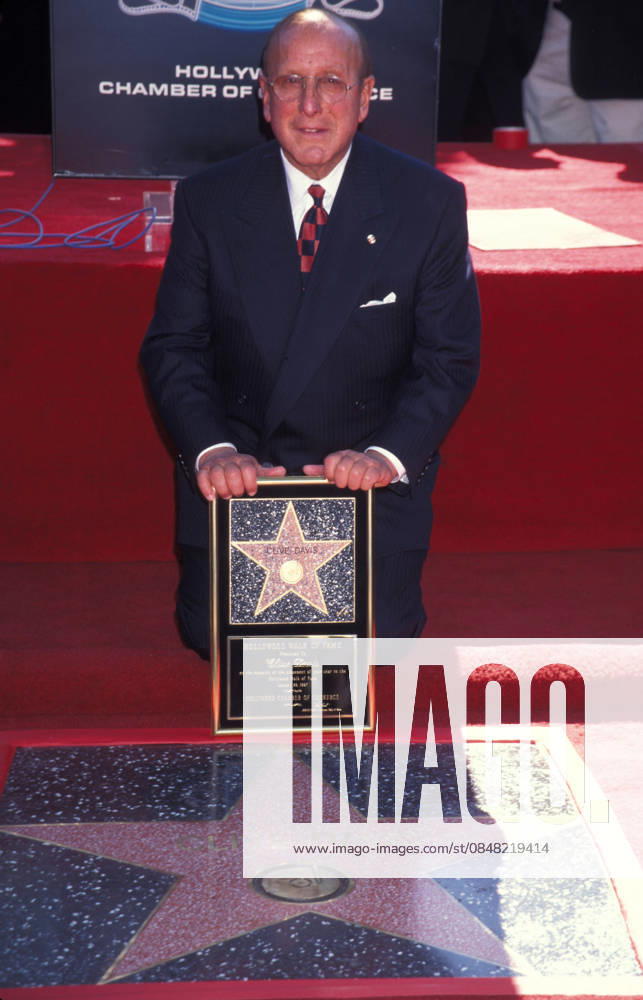 Record producer Clive Davis Jan 28, 1997 - Los Angeles, CA, USA - American record producer and music industry executive CLIVE DAVIS at the Clive Davis Star on Walk of Fame