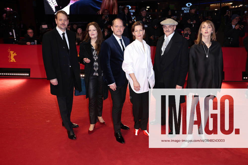 Philipp Worm, Marisa Growaldt, Godehard Giese, Sandra Hueller, Markus Schleinzer und Caro Braun bei der Abschluss Feier der 76. Internationale Filmfestspiele Berlinale am 21.02.2026 in Berlin Berlinale 2026- Abschluss Feier Closing Ceremony