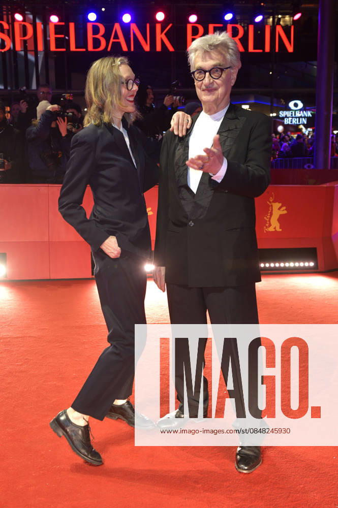 Wim Wenders mit Ehefrau Donata Wenders bei der Closing Ceremony mit Preisverleihung auf der Berlinale 2026 76. Internationale Filmfestspiele Berlin im Berlinale Palast. Berlin