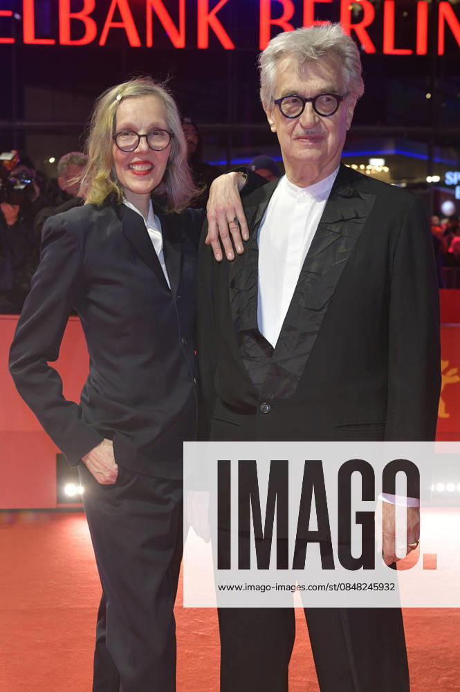 Wim Wenders mit Ehefrau Donata Wenders bei der Closing Ceremony mit Preisverleihung auf der Berlinale 2026 76. Internationale Filmfestspiele Berlin im Berlinale Palast. Berlin
