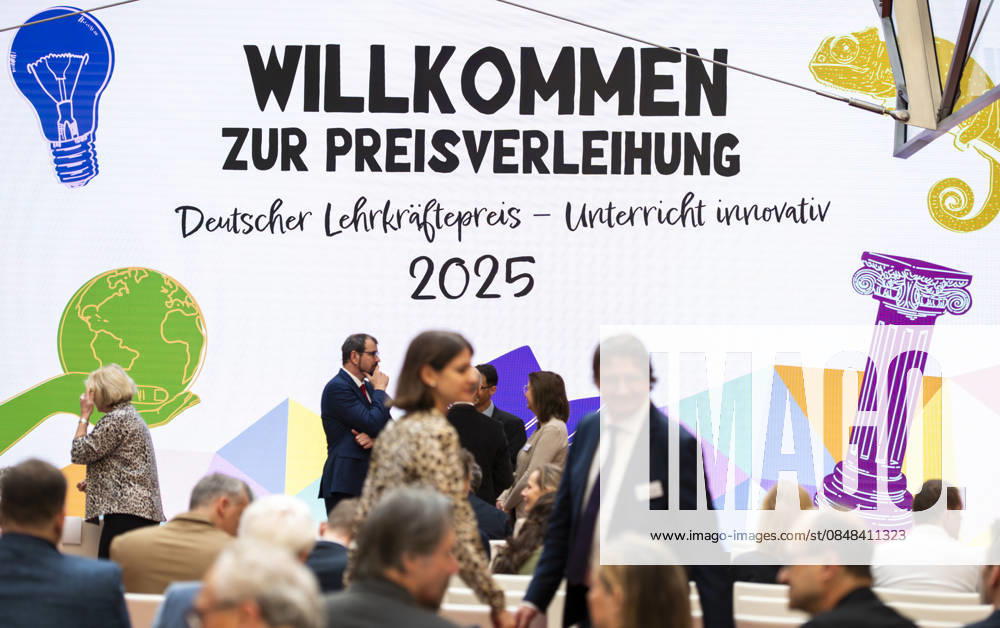 Deutscher Lehrkräftepreis 2025 EUR, Deutschland, Berlin, 23.02.2026: Preisträger ist ¦¦¦Preisverleihung des Deutscher Lehrkräftepreis 2025. Zehn Lehrkräfte, drei Schulleitungen und fünf Lehrkräfte-Teams aus zehn Bundesländern werden in dieser Wettbewerbsrunde für ihre herausragenden Leistungen ausgezeichnet: · Steffen Haschler (Mathematik, Physik und Informatik) Gymnasium Englisches Institut in Heidelberg Baden-Württemberg · Serhat Gökce von der Beruflichen Schule 9 in Nürnberg Bayern · Englischlehrerin Fatma Kan von der Integrierten Sekundarschule Quinoa, Berlin · Christin Altenkirch-Borchert (Mathematik und Latein) Gesamtschule Voltaireschule Potsdam, Brandenburg · Juli