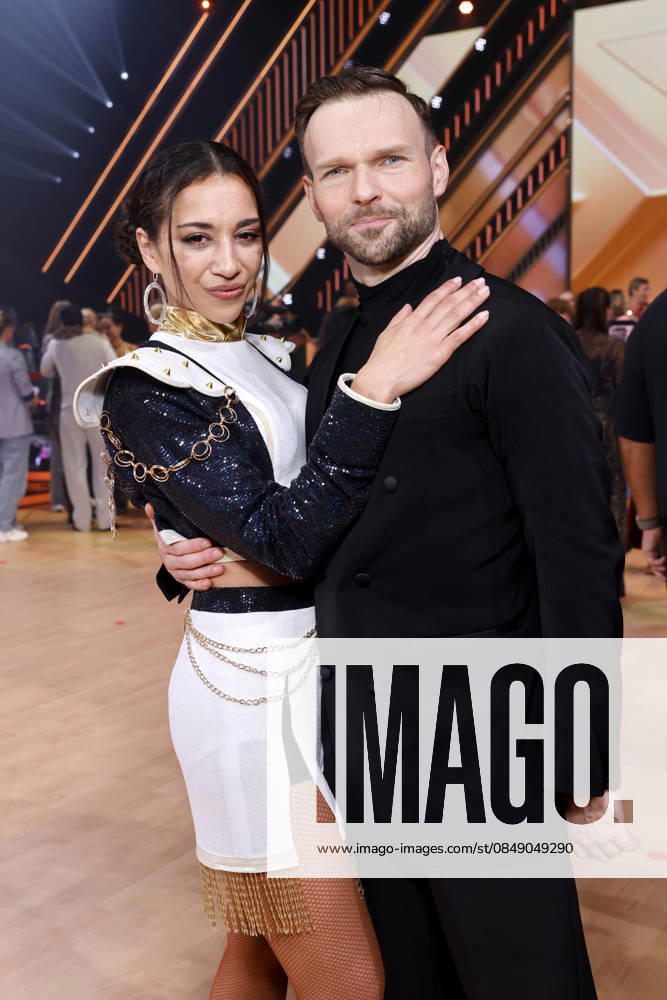 Sängerin Nadja Benaissa (No Angels) und Tänzer Vadim Garbuzov bei der Kennenlern-Show der 19. Staffel der RTL-Tanzshow Lets Dance im Coloneum. Köln, 27.02.2026 NRW Deutschland