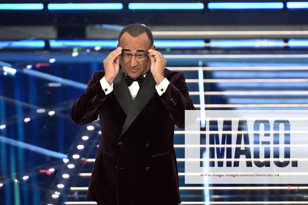 76th Italian Song Festival, fourth night. Pictured: Carlo Conti . Sanremo. Italy 27 Feb 2026 Sanremo Italy - ZUMAa289 20260227_zia_a289_392
