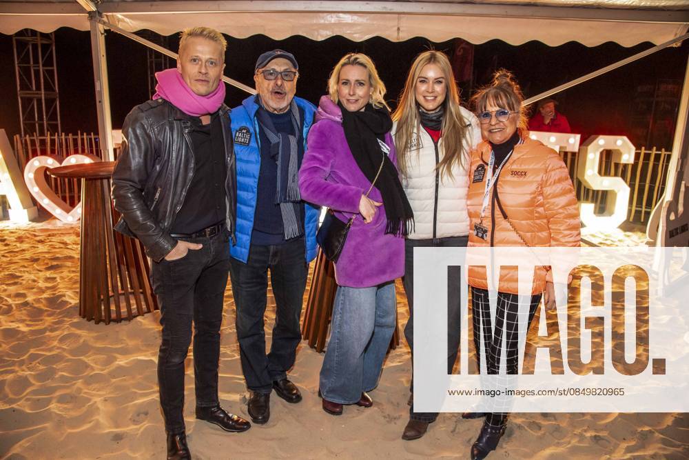 Abb Roman Knizka, Franziska Hippe, Nina Ensmann, Wolfgang Stumph und Christine Stumph zu Gast am Strand bei 10.Jahre Baltic Lights 2026 Promi Charity Schlittenhunderennen zu Gunsten der Welthungerhilfe an der Ostsee zwischen der Seebruecke Ahlbeck und der Seebruecke Heringsdorf , Freitag 06.03.2026 in Heringsdorf MV Deutschland