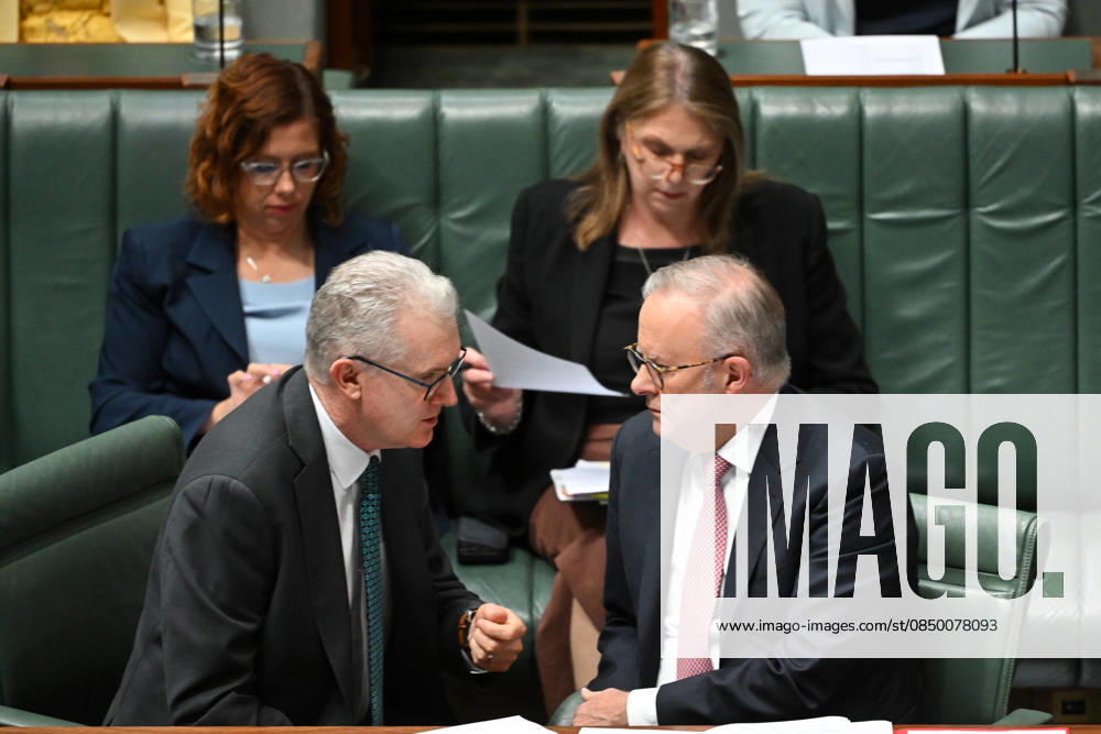 QUESTION TIME, Australian Prime Minister Anthony Albanese speaks to Australian Home Affairs Minister Tony Burke during Question Time in the House of Representatives at Parliament House in Canberra, Tuesday, March 10, 2026. ( NO ARCHIVING CANBERRA AUSTRALIAN CAPITAL TERRITORY AUSTRALIA