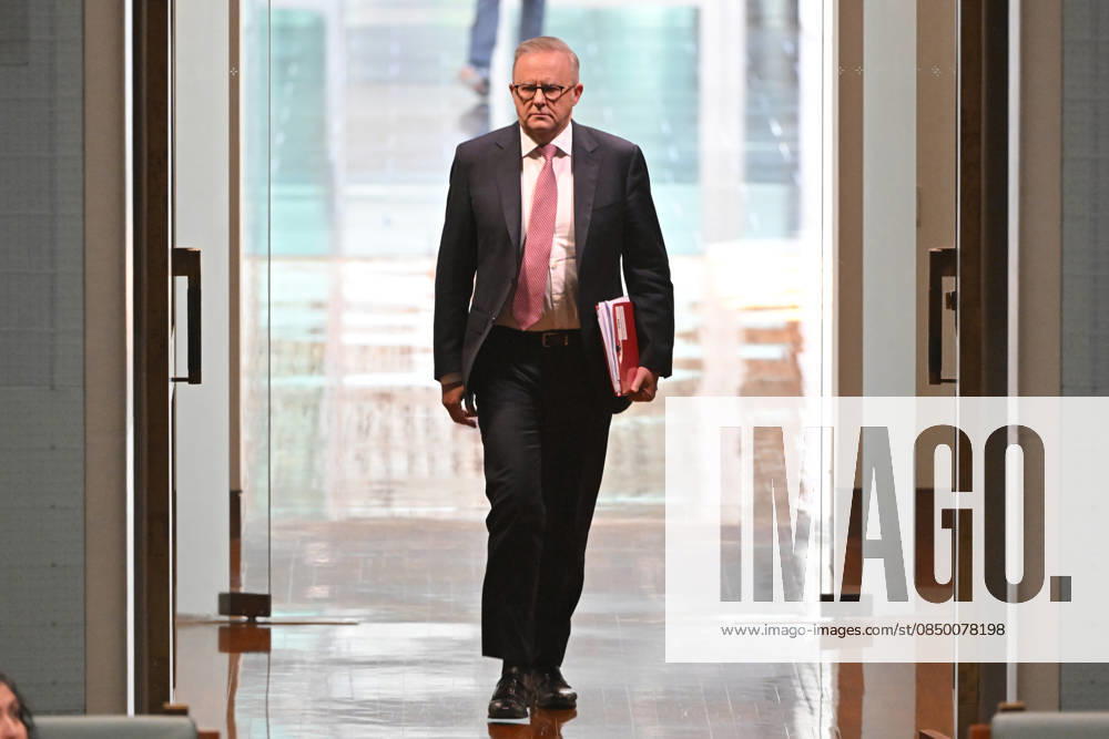 QUESTION TIME, Prime Minister Anthony Albanese before Question Time in the House of Representatives at Parliament House in Canberra, Tuesday, March 10, 2026. ( NO ARCHIVING CANBERRA AUSTRALIAN CAPITAL TERRITORY AUSTRALIA