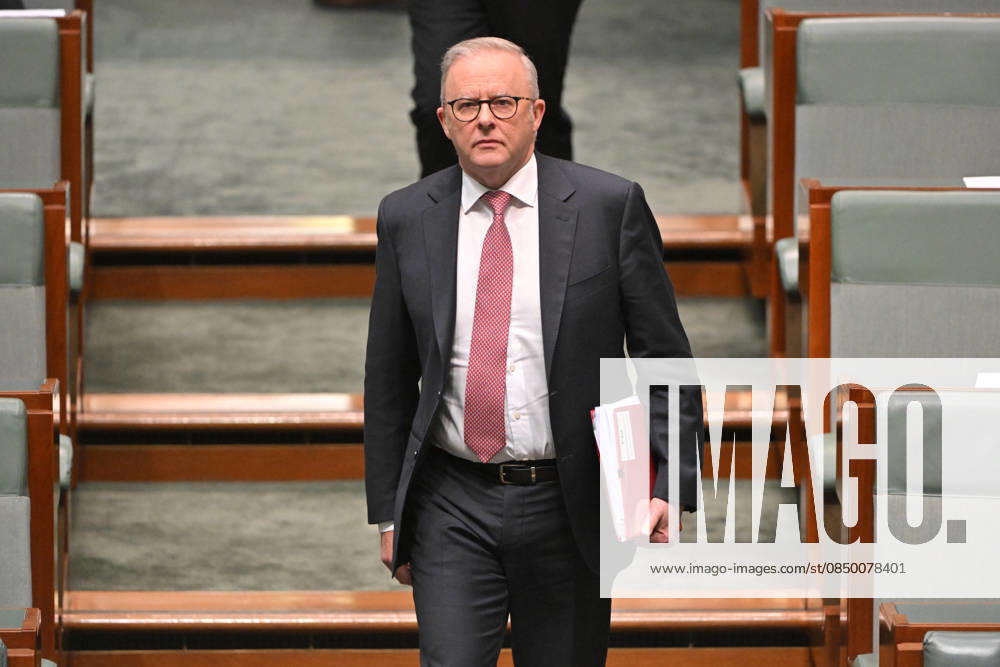 QUESTION TIME, Prime Minister Anthony Albanese before Question Time in the House of Representatives at Parliament House in Canberra, Tuesday, March 10, 2026. ( NO ARCHIVING CANBERRA AUSTRALIAN CAPITAL TERRITORY AUSTRALIA