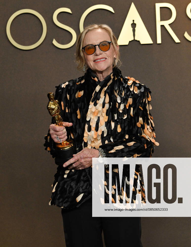 Best Supporting Actress Amy Madigan in the Press Room during the 98th Academy Awards, presented by the Academy of Motion Picture Arts and Sciences (AMPAS), at the Dolby Theatre in Hollywood. Hollywood USA - ZUMAb173 20260315_aap_b173_001