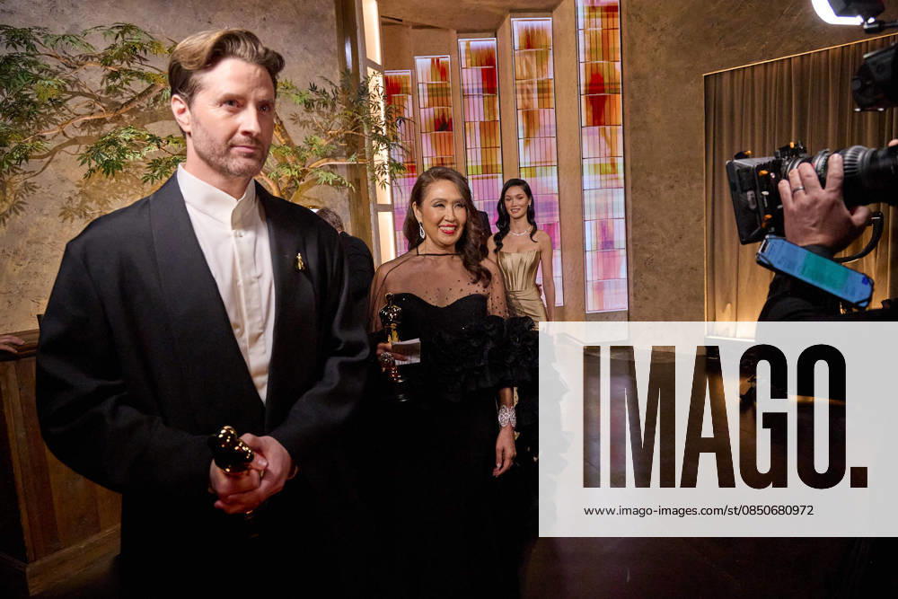 Chris Appelhans and Michelle Wong backstage with the Oscar® for Animated Feature Film during the 98th Oscars® at Dolby® Theatre at Ovation Hollywood on Sunday, March 15, 2026. Los Angeles CA USA 350081263PLX