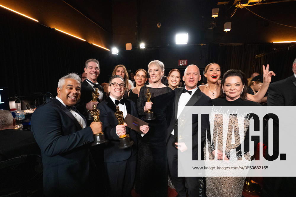 Juan Peralta, Al Nelson, Gary Rizzo, Maya Rudolph, Gwendolyn Yates Whittle, Ellie Kemper, Gareth John, Rose Byrne, and Melissa McCarthy pose backstage with the OscarÂ® for Sound during the 98th OscarsÂ® at DolbyÂ® Theatre at Ovation Hollywood on Sunday, March 15, 2026. Los Angeles CA USA 350081344PLX