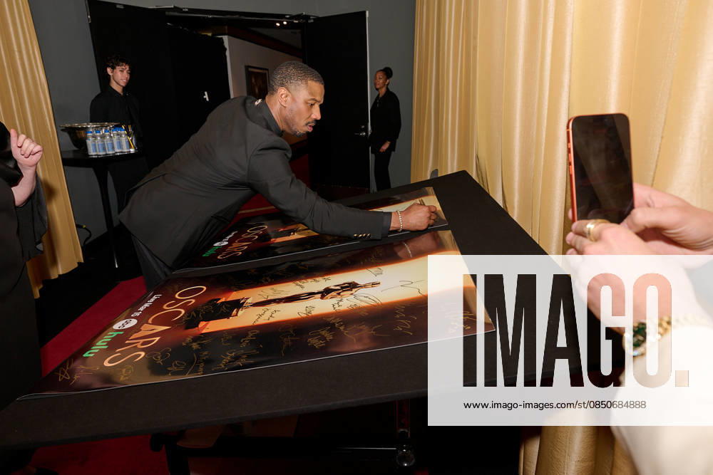 98th Oscars, Academy Awards Michael B. Jordan backstage with the Oscar for Original Score during the 98th Oscars at Dolby Theatre at Ovation Hollywood on Sunday, March 15, 2026., Credit:LCY Avalon United States of America, CA, Hollywood, Dolby Theater