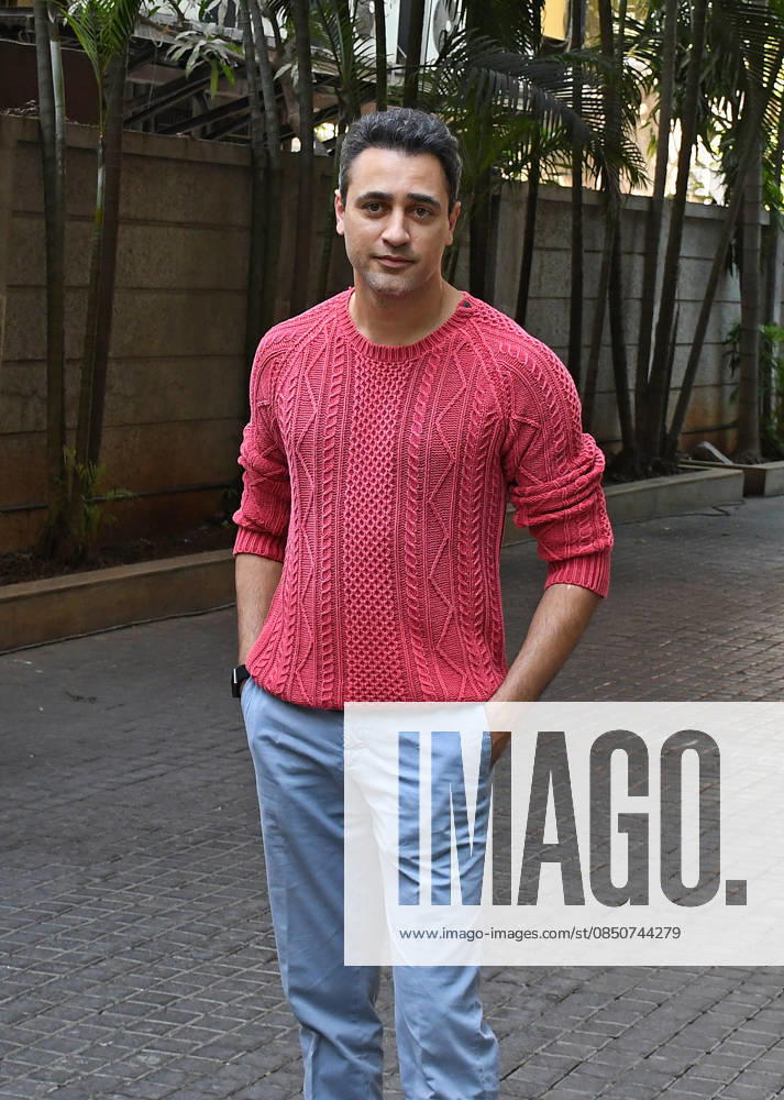 Bollywood actor Imran Khan poses for a photo outside a studio in Mumbai. Mumbai India - ZUMAs197 20260316_aaa_s197_037