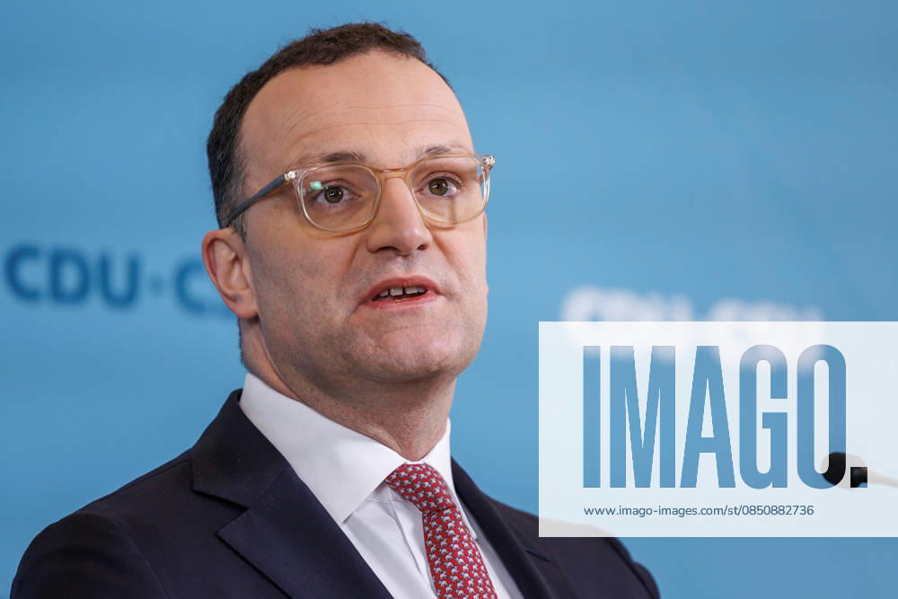 Statement vor den Fraktionssitzung der CDU CSU Jens Spahn, Fraktionsvorsitzender der CDU CSU im Bundestag, spricht während eines Statement vor der Fraktionssitzung am 17.03.2026 in Berlin. Berlin Berlin Deutschland Reichstag