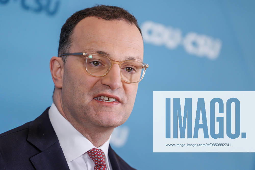Statement vor den Fraktionssitzung der CDU CSU Jens Spahn, Fraktionsvorsitzender der CDU CSU im Bundestag, spricht während eines Statement vor der Fraktionssitzung am 17.03.2026 in Berlin. Berlin Berlin Deutschland Reichstag