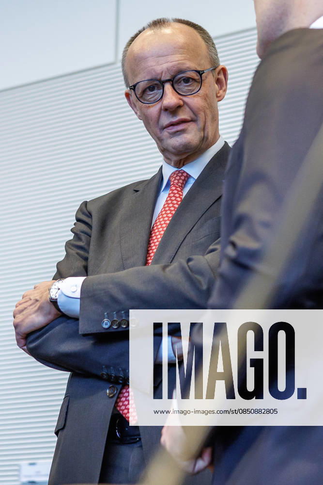 Fraktionssitzung CDU CSU Friedrich Merz (CDU), Fraktionsvorsitzender, bei einer Fraktionssitzung am 17.03.2026 in Berlin. Berlin Berlin Deutschland Bundestag