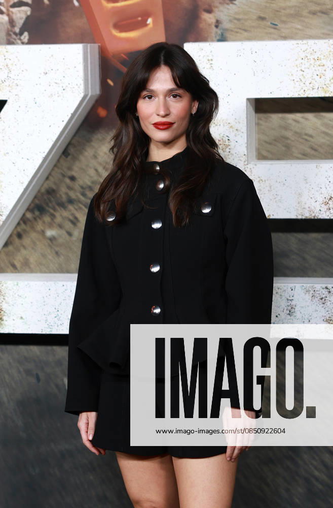 Premiere of Prime Videos new original movie, Zeta Guests l Premiere of Zeta, Prime Videos new original movie, at Callao Cinemas, on March 17, 2026, in Madrid Spain Prime Video premieres on March 20 worldwide its new original feature film, Zeta, a Spanish production, one of the most ambitious of the year for Amazons platform, directed by Dani de la Torre.