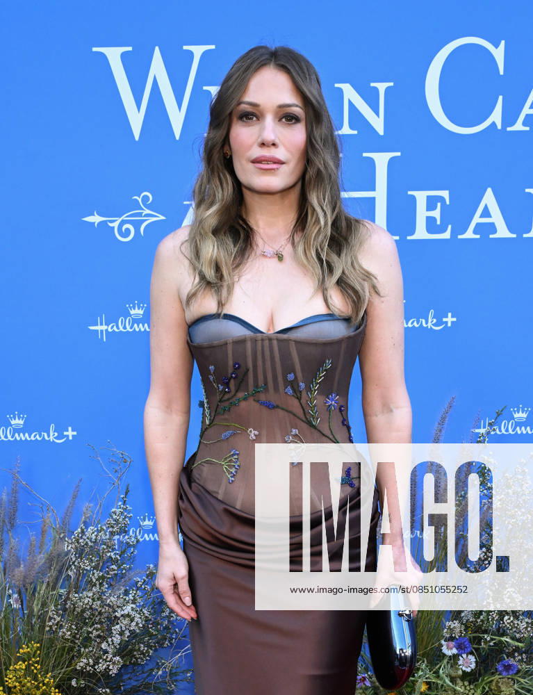 ˜When Calls the Heart and ˜Hope Valley: 1874 Celebration Bethany Joy Lenz arriving to ˜When Calls the Heart and ˜Hope Valley: 1874 Celebration at The Sun Rose on March 18, 2026 in West Hollywood, CA. West Hollywood The Sun Rose California USA