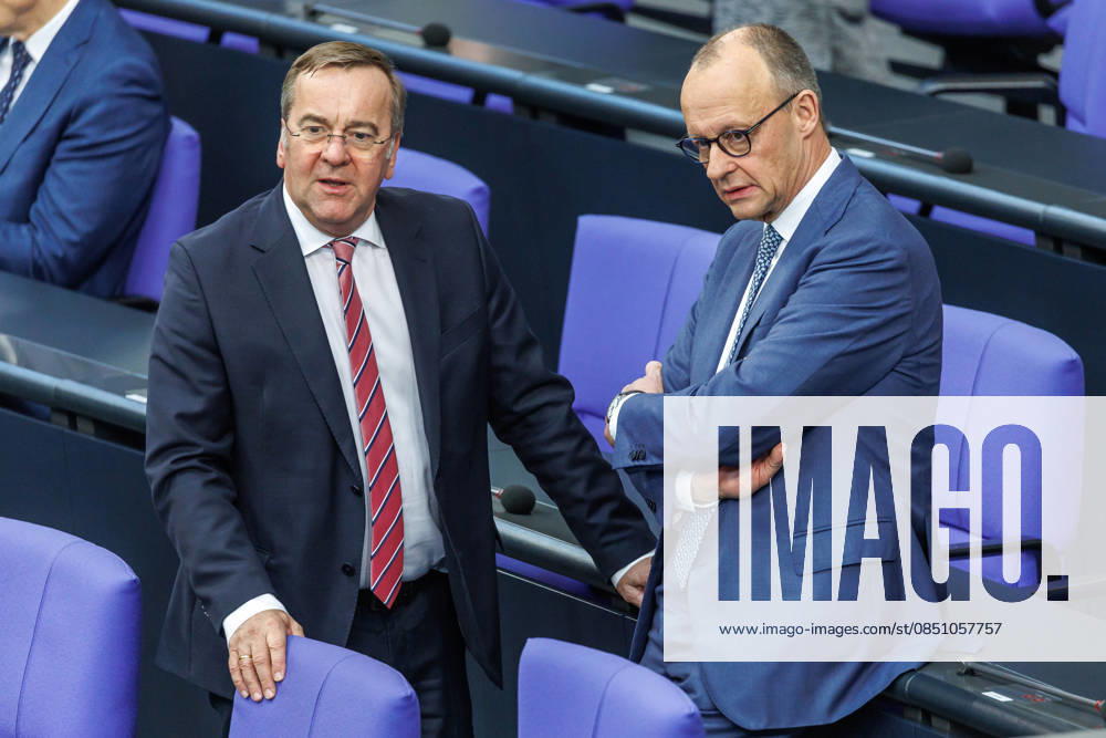 Bundestag Boris Pistorius (SPD), Bundesminister der Verteidigung und Bundeskanzler Friedrich Merz (CDU), im Deutschen Bundestag am 18.03.26 in Berlin. Berlin Berlin Deutschland Bundestag