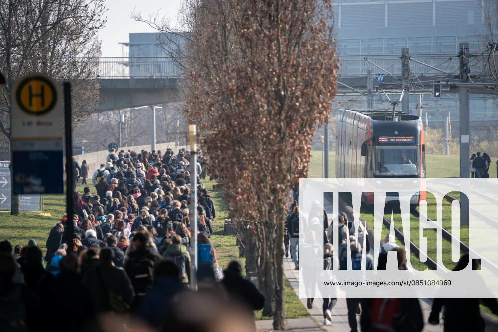 Impressionen von der Leipziger Buchmesse 2026 - Erster Messetag;Impressionen von der Leipziger Buchmesse 2026 - Erster Messetag, Leipzig Sachsen Deutschland Messegelände