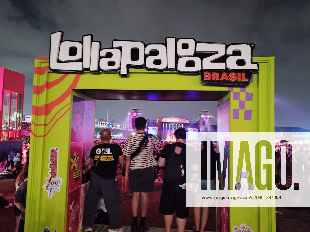Lollapalooza movement Sao Paulo (SP), March 20, 2026 - Culture Shows Festival - Crowd movement around the stages and lounge in the late afternoon of the first day of the Lollapalooza festival at the Interlagos racetrack in the southern zone of Sao Paulo. This Friday, March 20, 2026 (Foto: Leandro Chemalle Thenews2 imago images) Lollapalooza movement