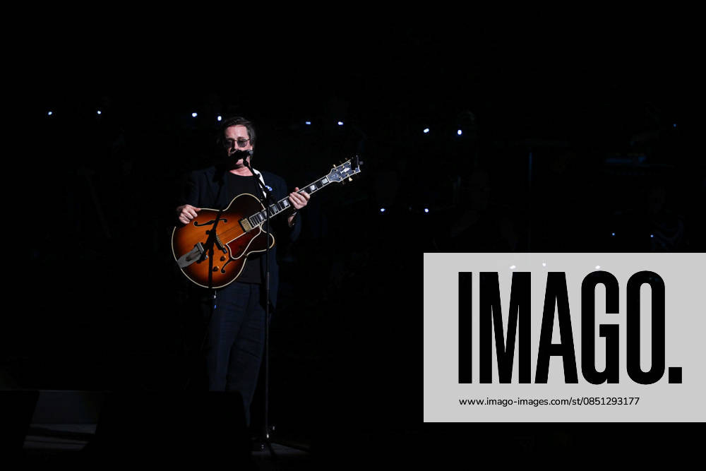 Concert Sentinelles d un soir at Salle Pleyel in Paris Thomas Dutronc, Sentinelles d un soir - Concert solidaire performs at the Salle Pleyel in Paris, France on March 20, 2026. Photo by Christophe Meng ABACAPRESS.COM