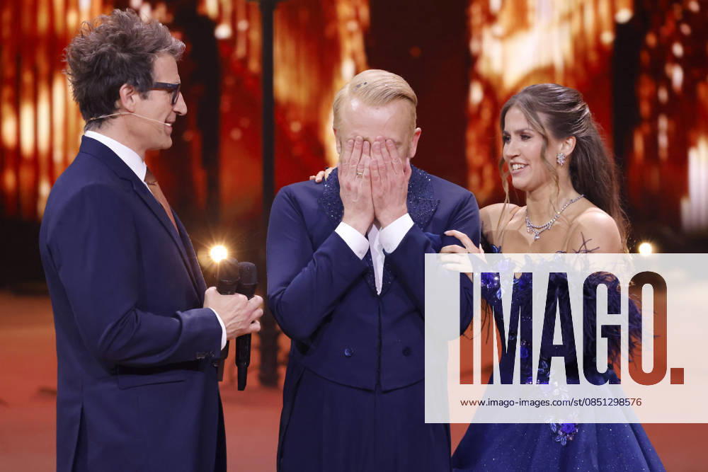 Moderator Daniel Hartwich, Entertainer Ross Antony mit Profitänzerin Mariia Maksina bei der dritten Tanzshow der 19. Staffel der RTL-Tanzshow Lets Dance im Coloneum. Köln, 20.03.2026 NRW Deutschland