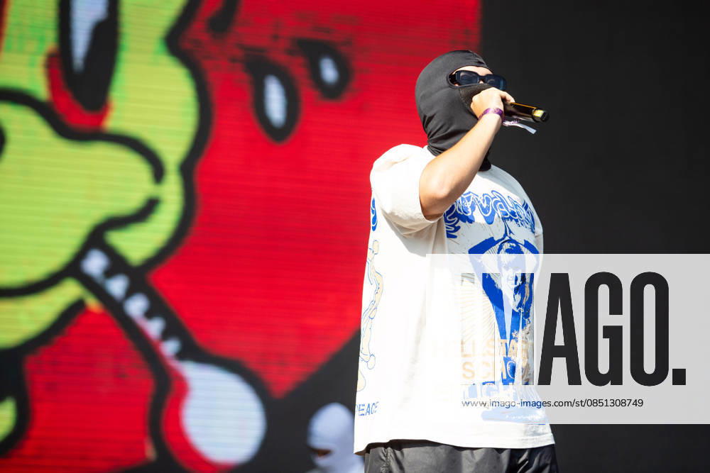 SaO PAULO, SP - 21.03.2026: LOLLAPALOOZA BRASIL 2026 - Show by the hip-hop duo FEBRE90S, formed by Puma PJL and SonoTWS, on the afternoon of this Saturday (21), second day of the Lollapalooza festival, held at the Interlagos racetrack in Sao Paulo, SP. x2909292x RodileixMorais